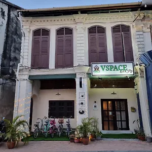 v-space-capsule-cafe-melaka.hotelsinmalacca.net/